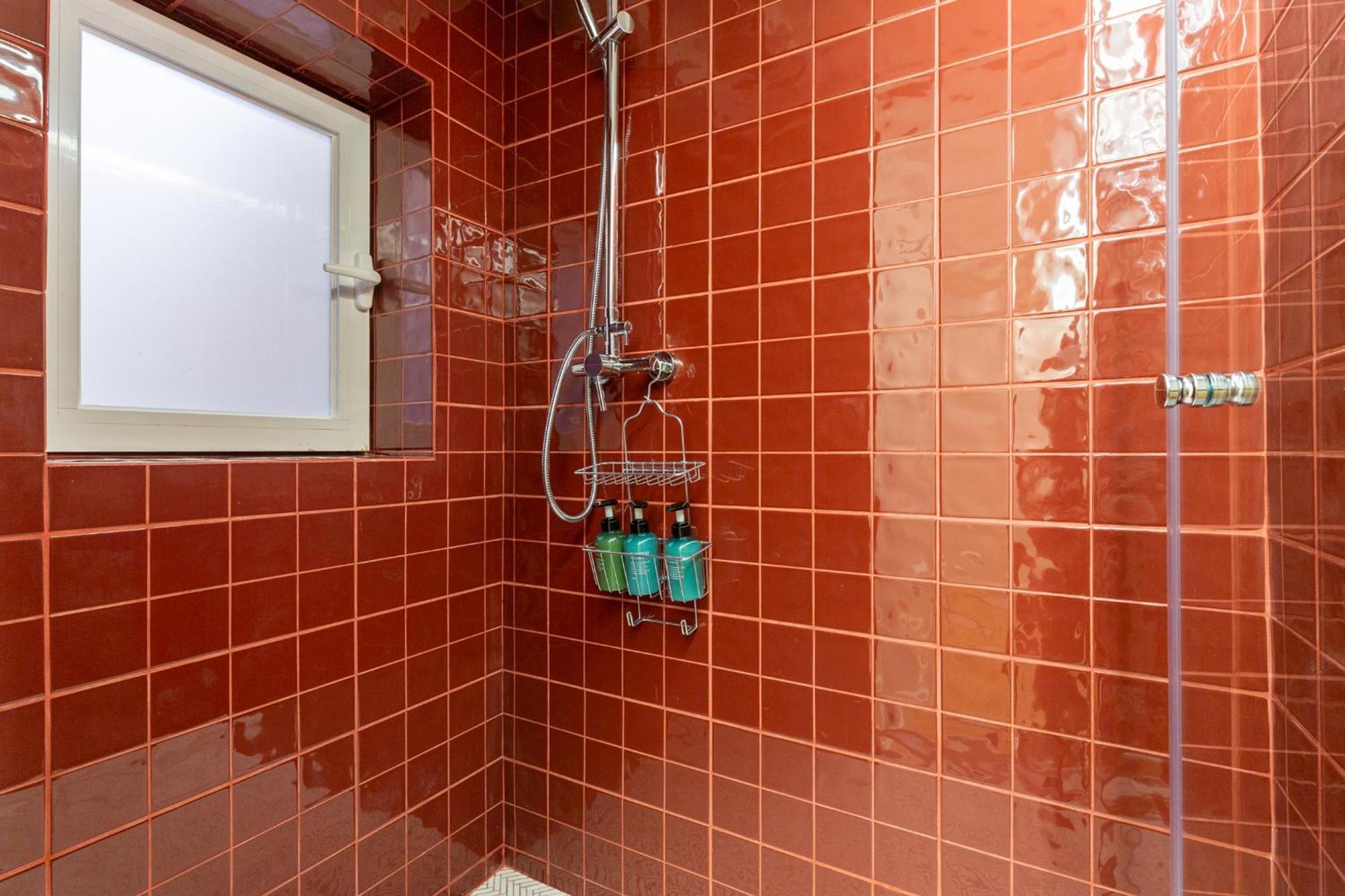 Designer Retreat- Newly Remodelled 1 Bedroom Apartment Lisbon