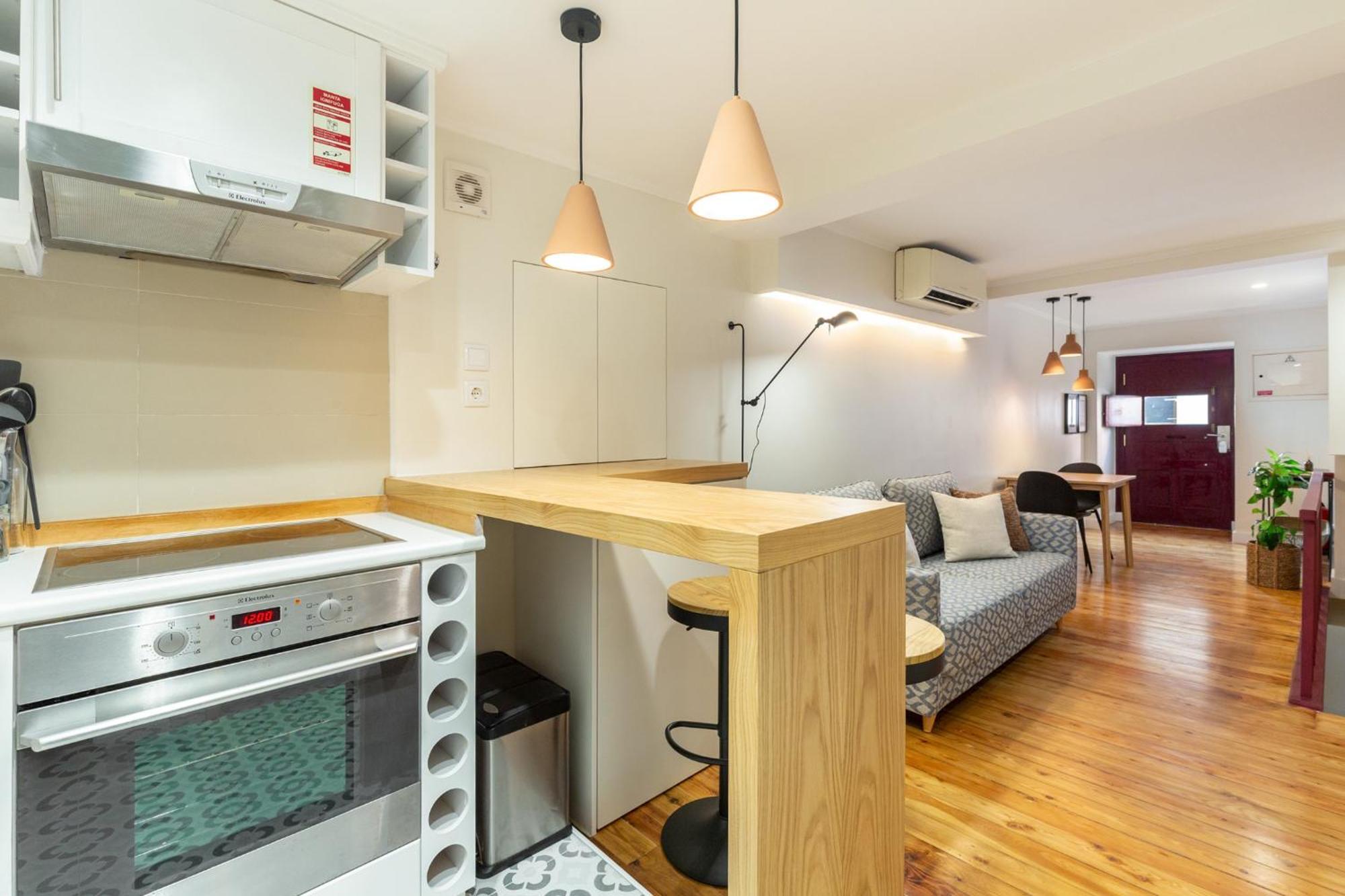 Designer Retreat- Newly Remodelled 1 Bedroom * Lissabon