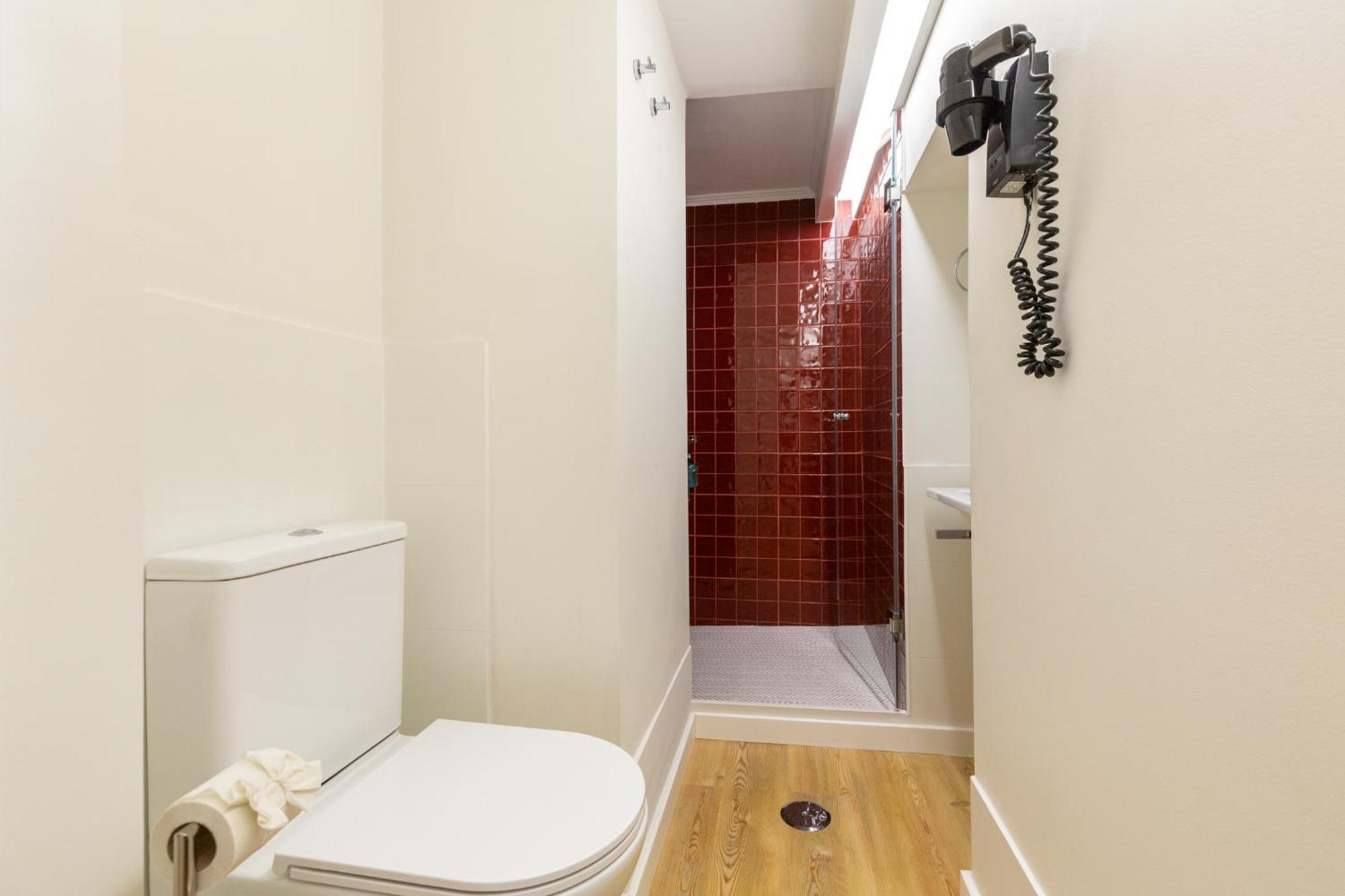 Apartment Designer Retreat- Newly Remodelled 1 Bedroom Lissabon