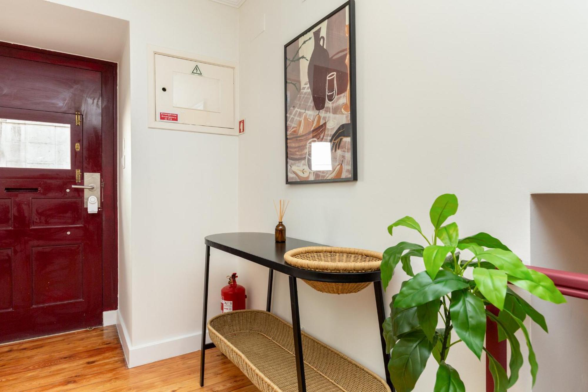Designer Retreat- Newly Remodelled 1 Bedroom * Lissabon